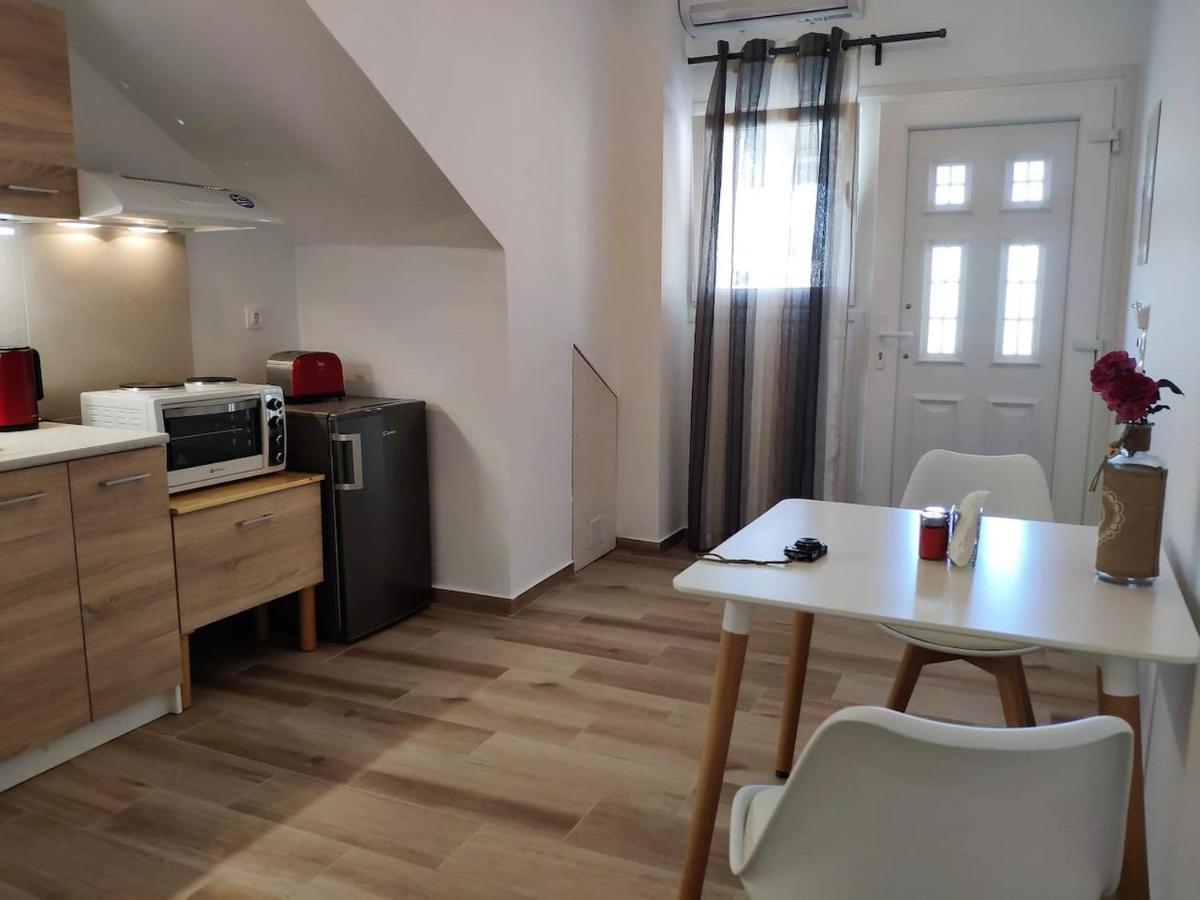 Neva Apartments By The Beach Makriyialos Bagian luar foto